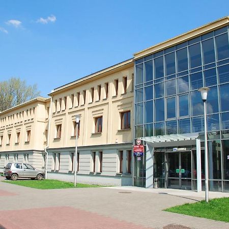 Osrodek Innowacja Zabrze Esterno foto